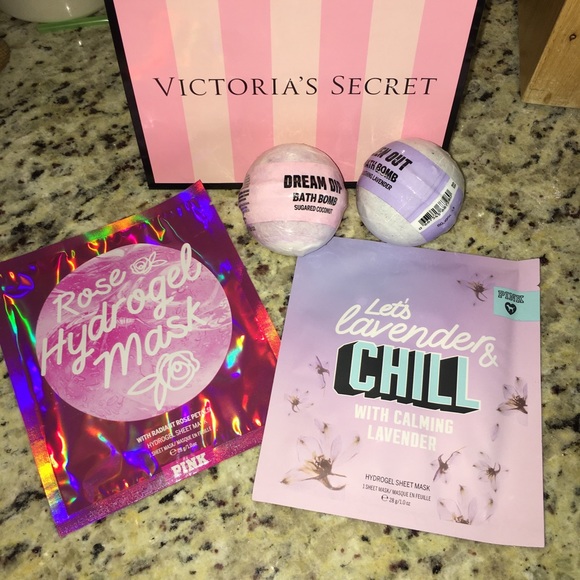Victoria's Secret Other - Victoria’s Secret facial masks, bath bombs, NWT